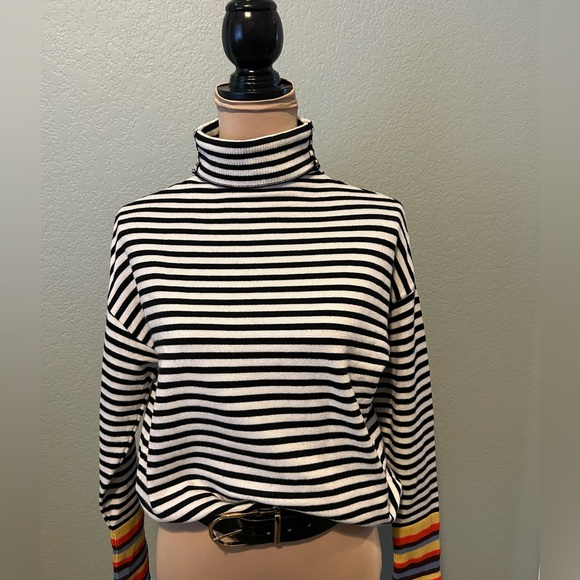 Boutique Black White multicolored mock neck turtle neck boxy Sweater - Picture 3 of 5